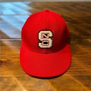 Nc State Wolfpack fitted red Hat